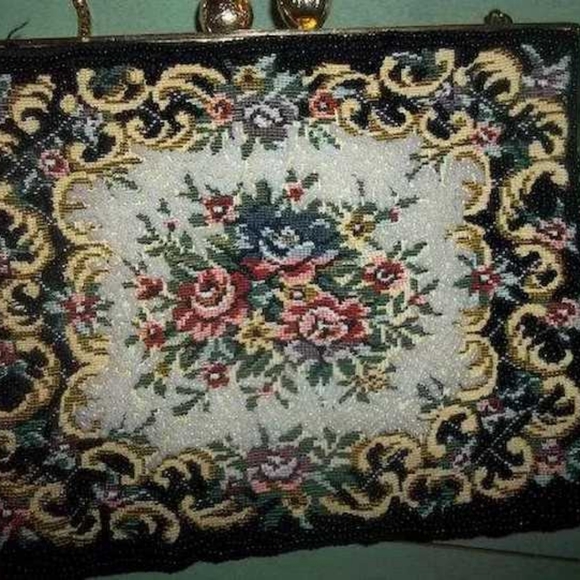 A Vintage Decorative Needle Point Tapestry Glass B - Picture 3 of 4